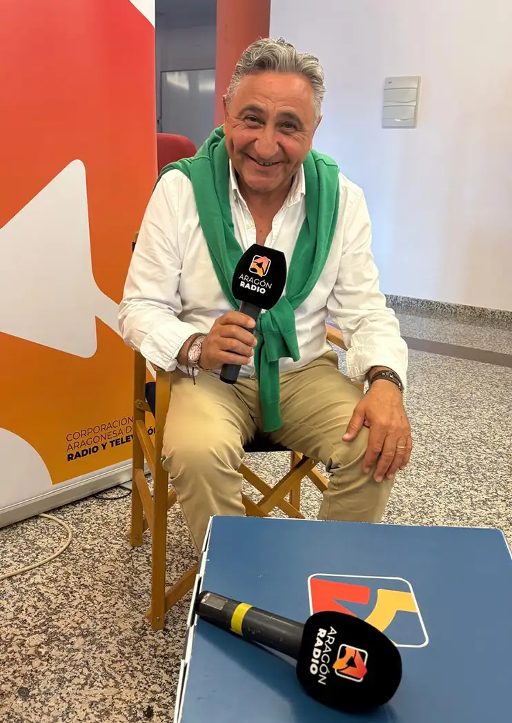Javier Segarra en la radio